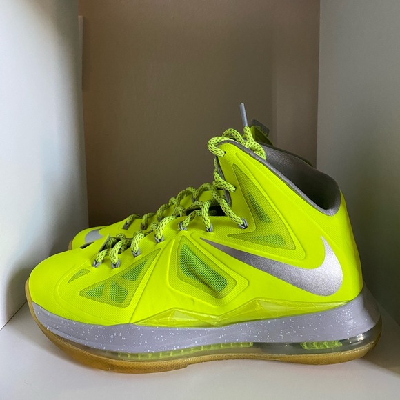 Men’s LeBron 10 Volt - Picture 2 of 7